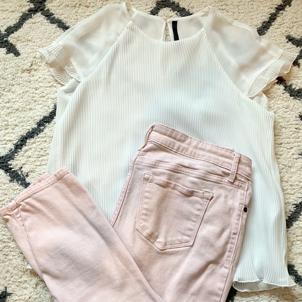 〰️ZARA - white top 〰️